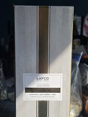 Lafco New York Fragranced Reed Diffuser - Frosted Pine